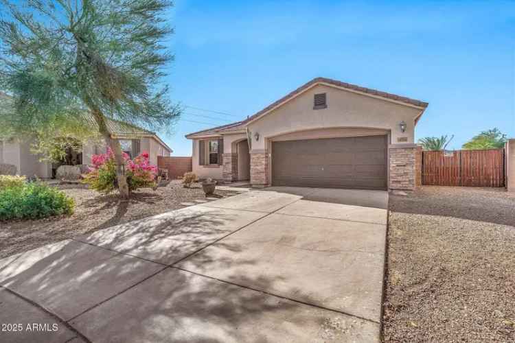 Single-family house For Sale in 34384, North Barka Trail, San Tan Valley, Arizona