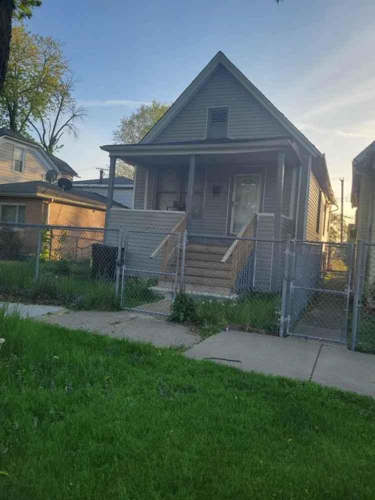 Single-family house For Sale in 8718, South Union Avenue, Chicago, Illinois