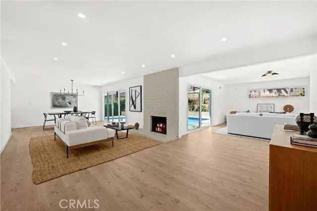 Single-family house For Sale in 11613, Swinton Avenue, Los Angeles, California