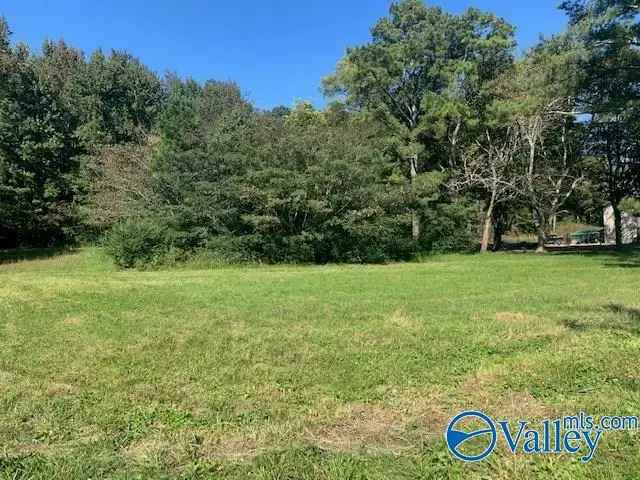 Land For Sale in Killen, Alabama