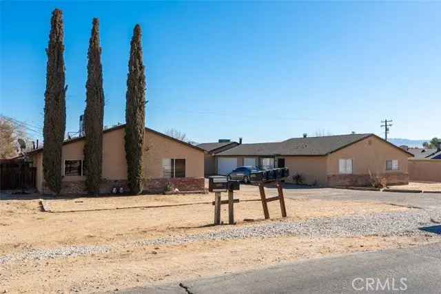 Multi-family house For Sale in 15821, Rancherias Road, Apple Valley, California