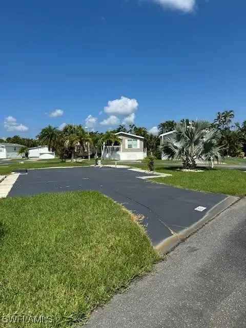 Land For Sale in Fort Myers, Florida