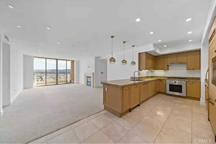 Condo For Sale in 3094, Scholarship, Irvine, California