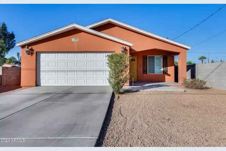 Single-family house For Sale in 10638, North 15th Lane, Phoenix, Arizona