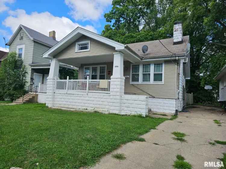 Single-family house For Sale in 1627, North New York Avenue, Peoria, Illinois