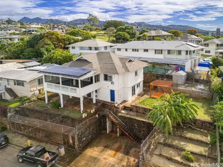 Single-family house For Sale in 1747, Skyline Drive, Honolulu, Hawaii