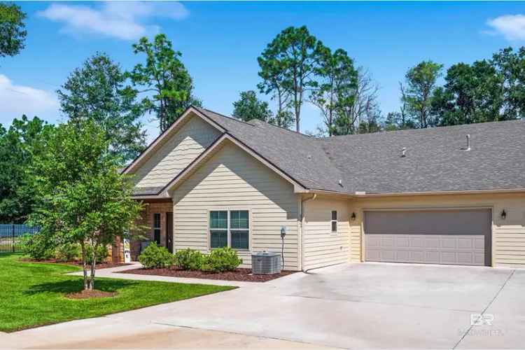 Condo For Sale in Foley, Alabama