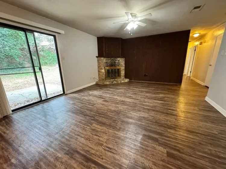 Single-family house For Sale in 3004, Eastgate Court, Tallahassee, Florida