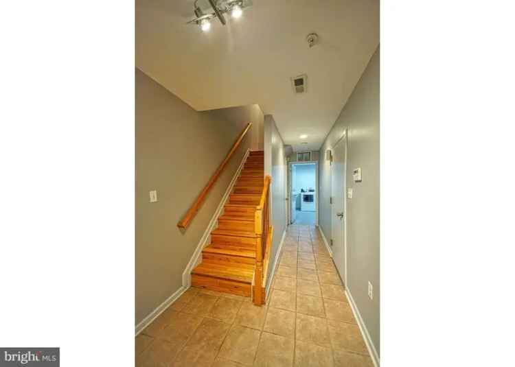 House For Sale in 863, Barnaby Street Southeast, Washington, District of Columbia