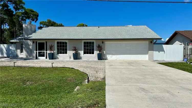 Single-family house For Sale in Fort Myers Beach, Florida