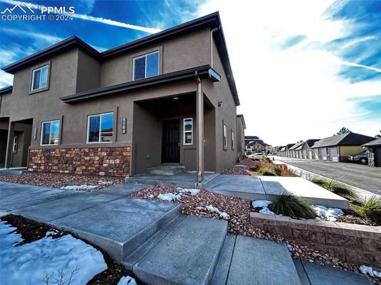 House For Sale in Colorado Springs, Colorado