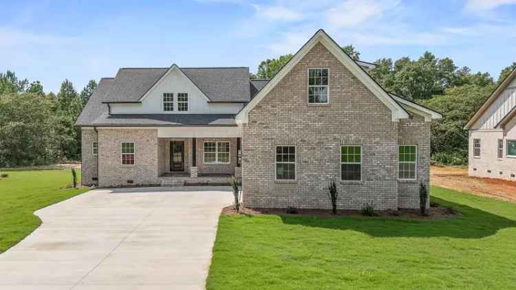 Single-family house For Sale in Chatsworth, Georgia