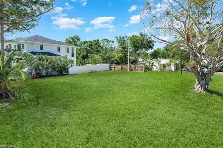 Land For Sale in Naples, Florida