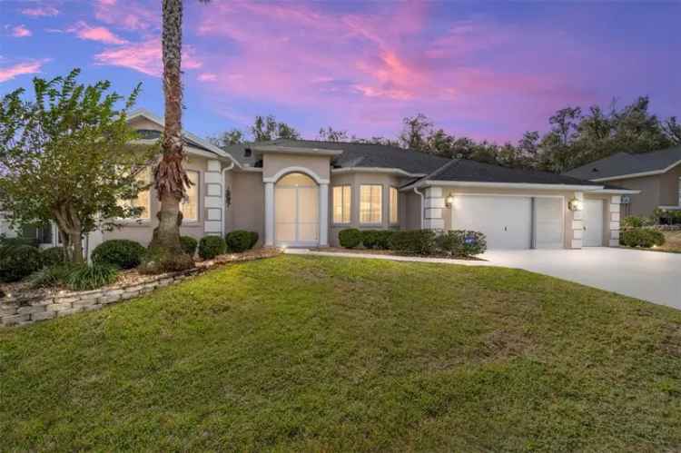 Single-family house For Sale in Ocala Estates, Florida