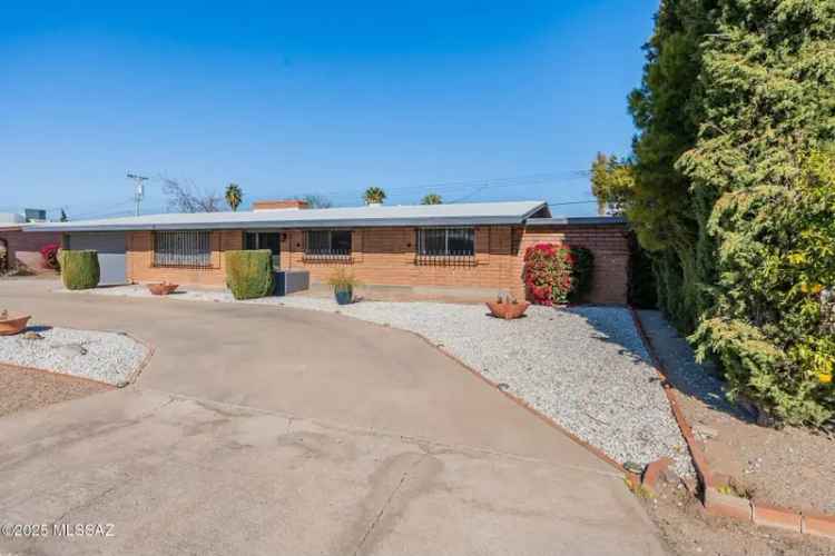 Single-family house For Sale in 6031, East Eastland Street, Tucson, Arizona