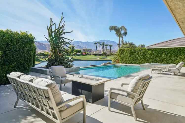 Single-family house For Sale in 10, Windemere Court, Rancho Mirage, California