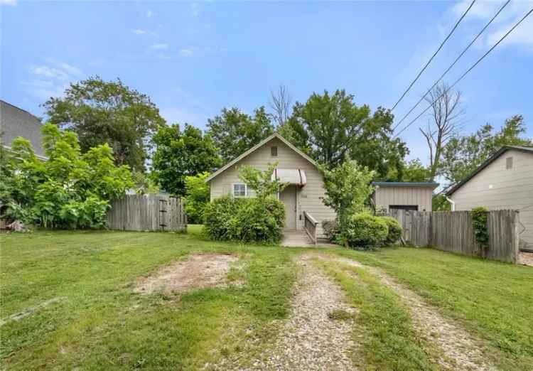 Single-family house For Sale in 703, Southeast C Street, Bentonville, Arkansas