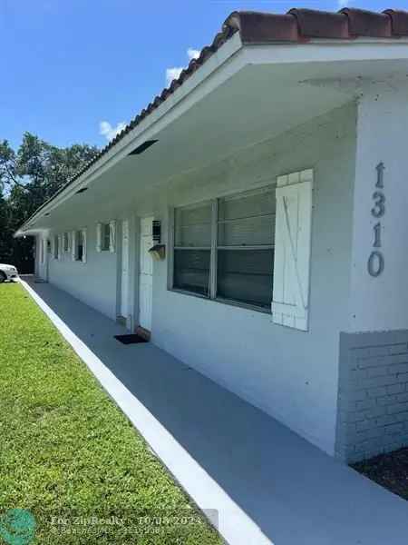 Multi-family house For Sale in 1310, Northeast 4th Street, Pompano Beach, Florida