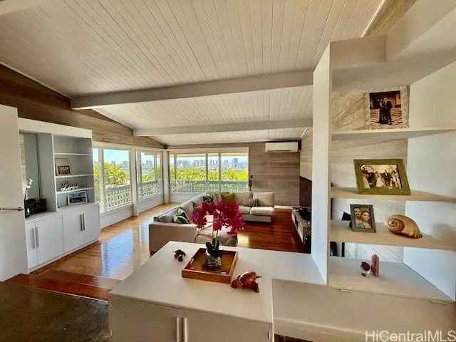 Single-family house For Sale in 1901, Judd Hillside Road, Honolulu, Hawaii