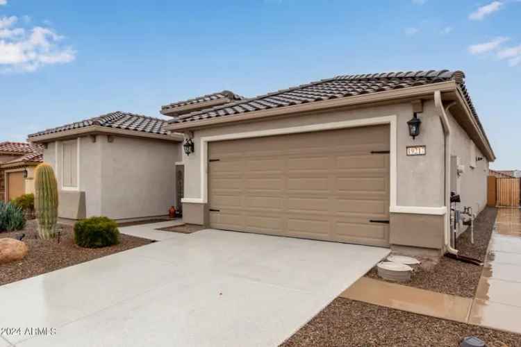 Single-family house For Sale in 19217, North 262nd Drive, Buckeye, Arizona