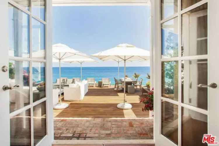 Single-family house For Sale in 31740, Broad Beach Road, Malibu, California