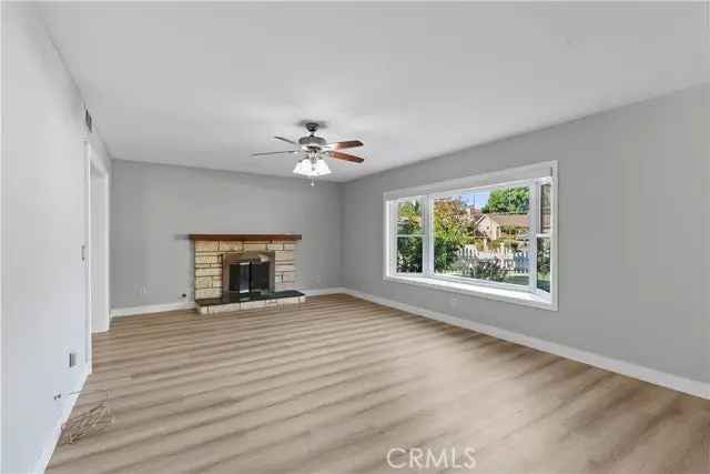 Single-family house For Sale in 19710, Superior Street, Los Angeles, California