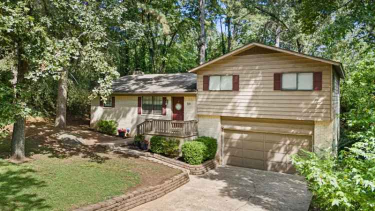 Single-family house For Sale in Russellville, Arkansas