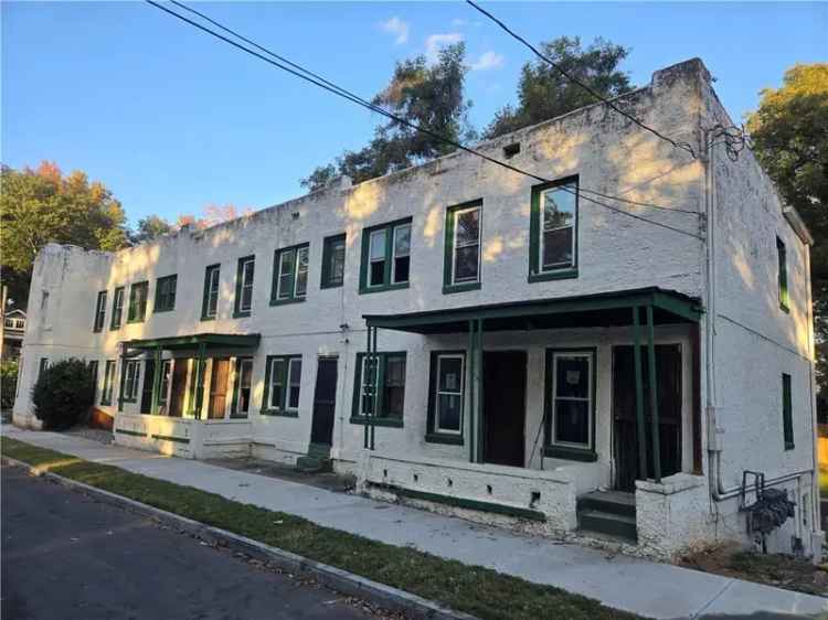 Multi-family house For Sale in 1478, Beecher Street Southwest, Atlanta, Georgia