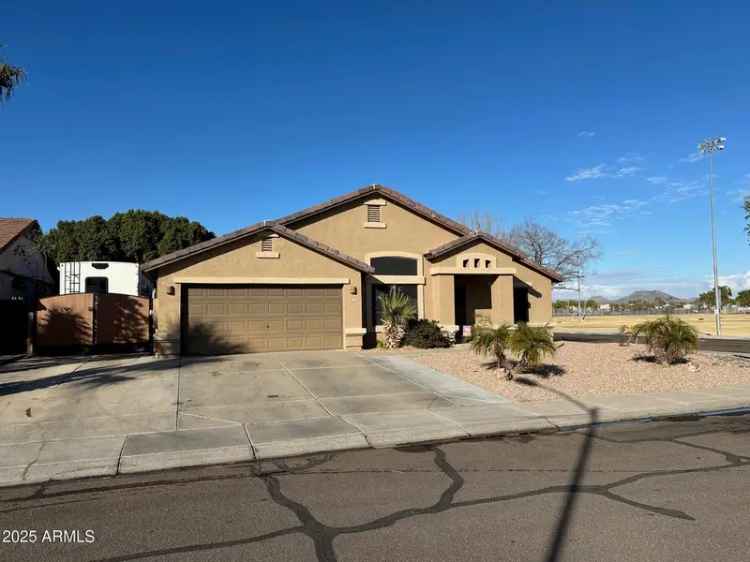 Single-family house For Sale in 8642, West Harmony Lane, Peoria, Arizona