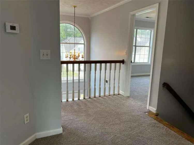 Single-family house For Sale in 500, Kings Place, Riverdale, Georgia