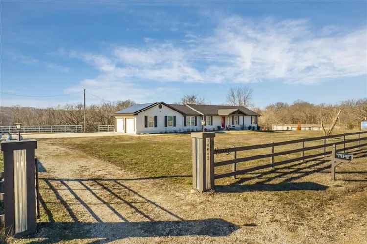 Single-family house For Sale in 14842, Mariano Road, Bentonville, Arkansas