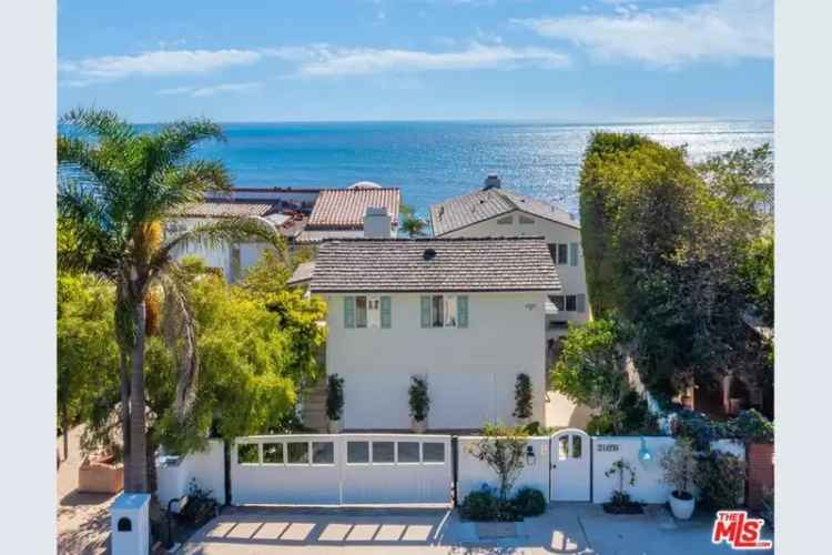 Single-family house For Sale in 31658, Broad Beach Road, Malibu, California