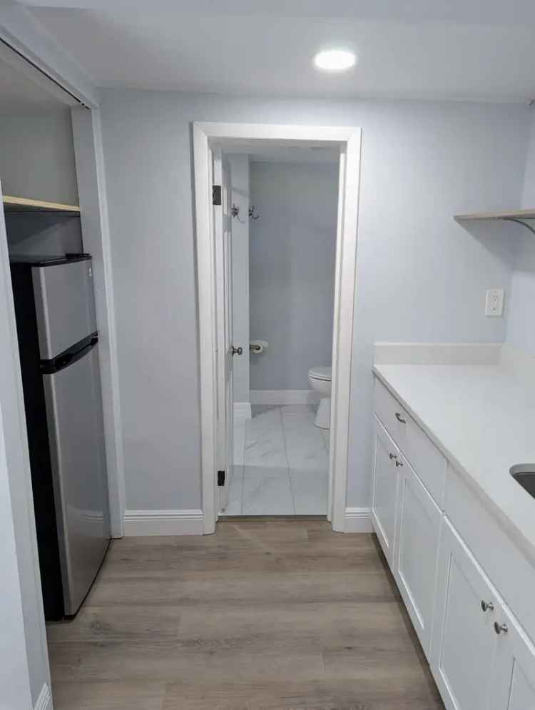 Updated Studio Condo near Downtown Orlando