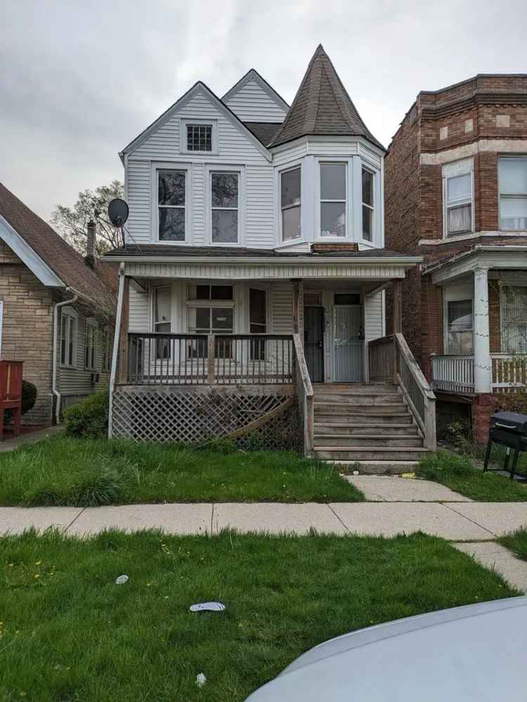 Multi-family house For Sale in 12026, South Wallace Street, Chicago, Illinois