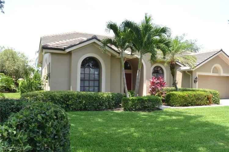 Single-family house For Sale in Bonita Springs, Florida