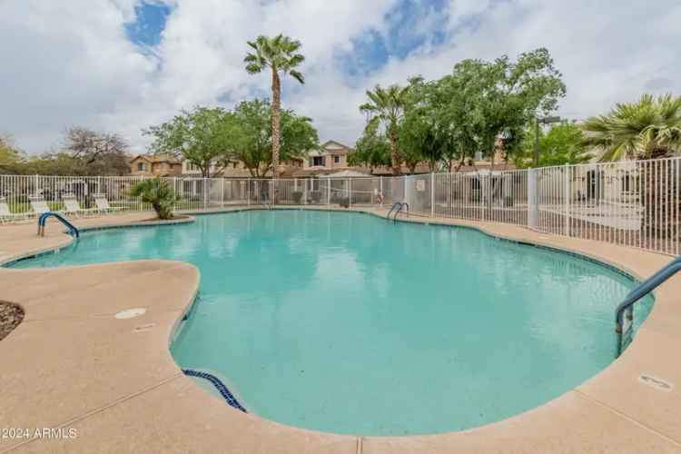 Single-family house For Sale in 17909, North 114th Drive, Surprise, Arizona