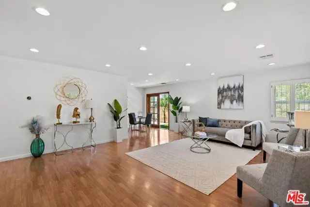 Single-family house For Sale in 17628, Baltar Street, Los Angeles, California