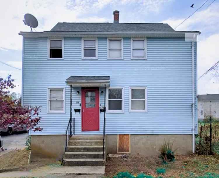 Multi-family house For Sale in 67, Laurel Street, East Hartford, Connecticut