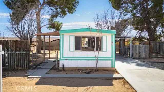 Single-family house For Sale in 351, Morning Glory Court, California City, California