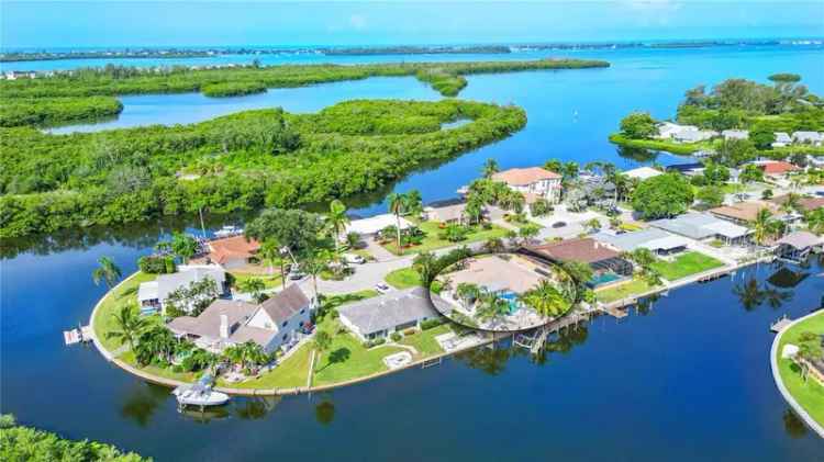 Single-family house For Sale in 5319, Bimini Drive, Bradenton, Florida