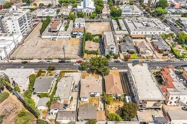 Multi-family house For Sale in Los Angeles, California