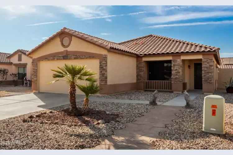 Single-family house For Sale in 15627, West Acapulco Lane, Surprise, Arizona