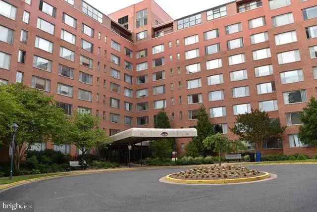 1BD1BA Apartment near Rosslyn Metro - All Utilities Included