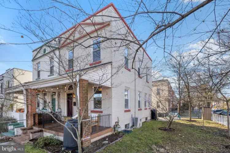 House For Sale in 6222, 5th Street Northwest, Washington, District of Columbia