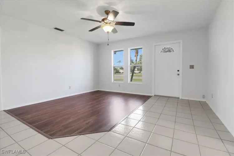 Single-family house For Sale in 10201, Sandy Hollow Lane, Bonita Springs, Florida