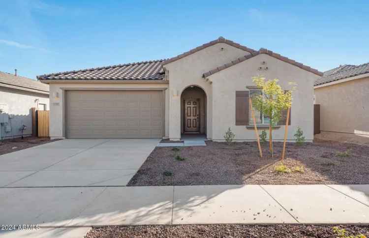 Single-family house For Sale in 17837, West Encinas Lane, Goodyear, Arizona