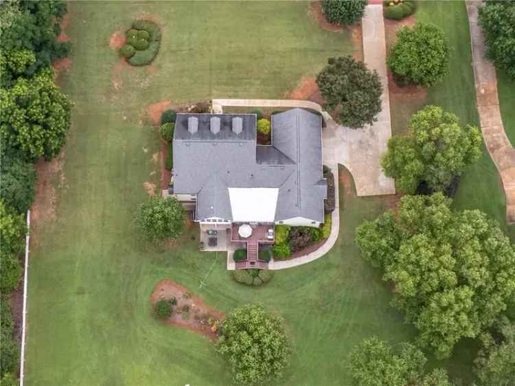 Single-family house For Sale in McDonough, Georgia