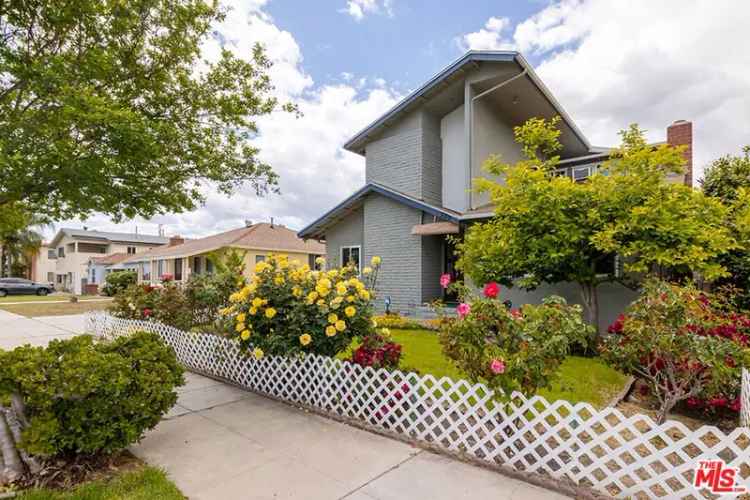 Multi-family house For Sale in Glendale, California