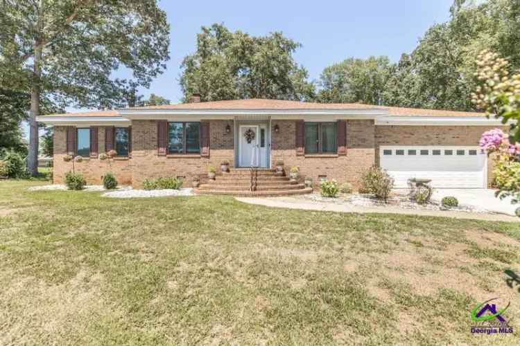 Single-family house For Sale in 111, Hickory Bend Drive, Bonaire, Georgia