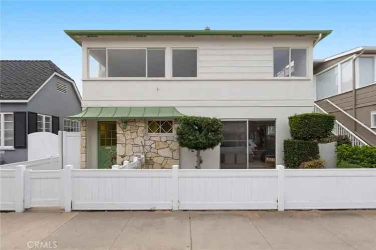 Single-family house For Sale in 1517, Miramar Drive, Newport Beach, California